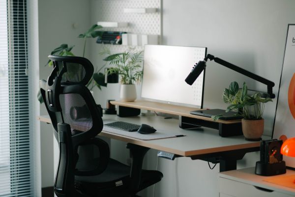 Astuce pour aménager un espace de travail à domicile efficace